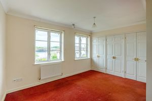 Bedroom- click for photo gallery